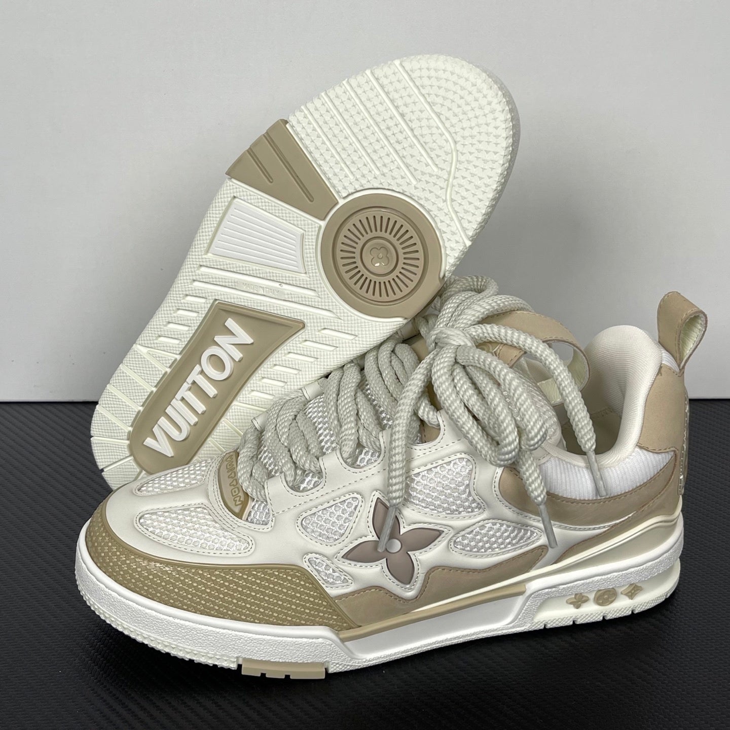 LV Skate "White/Beige"