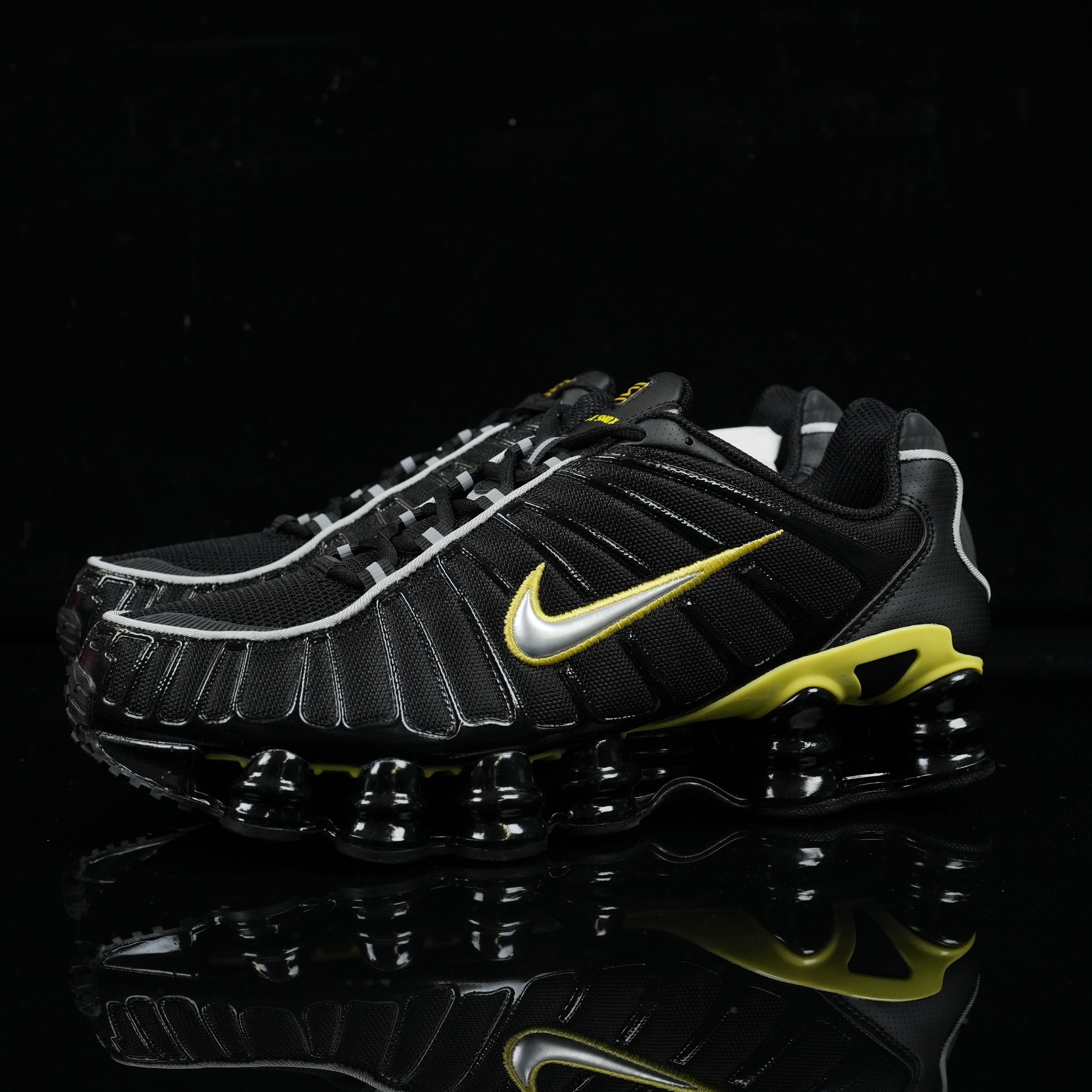 Shox TL "Black Metallic Yellow"