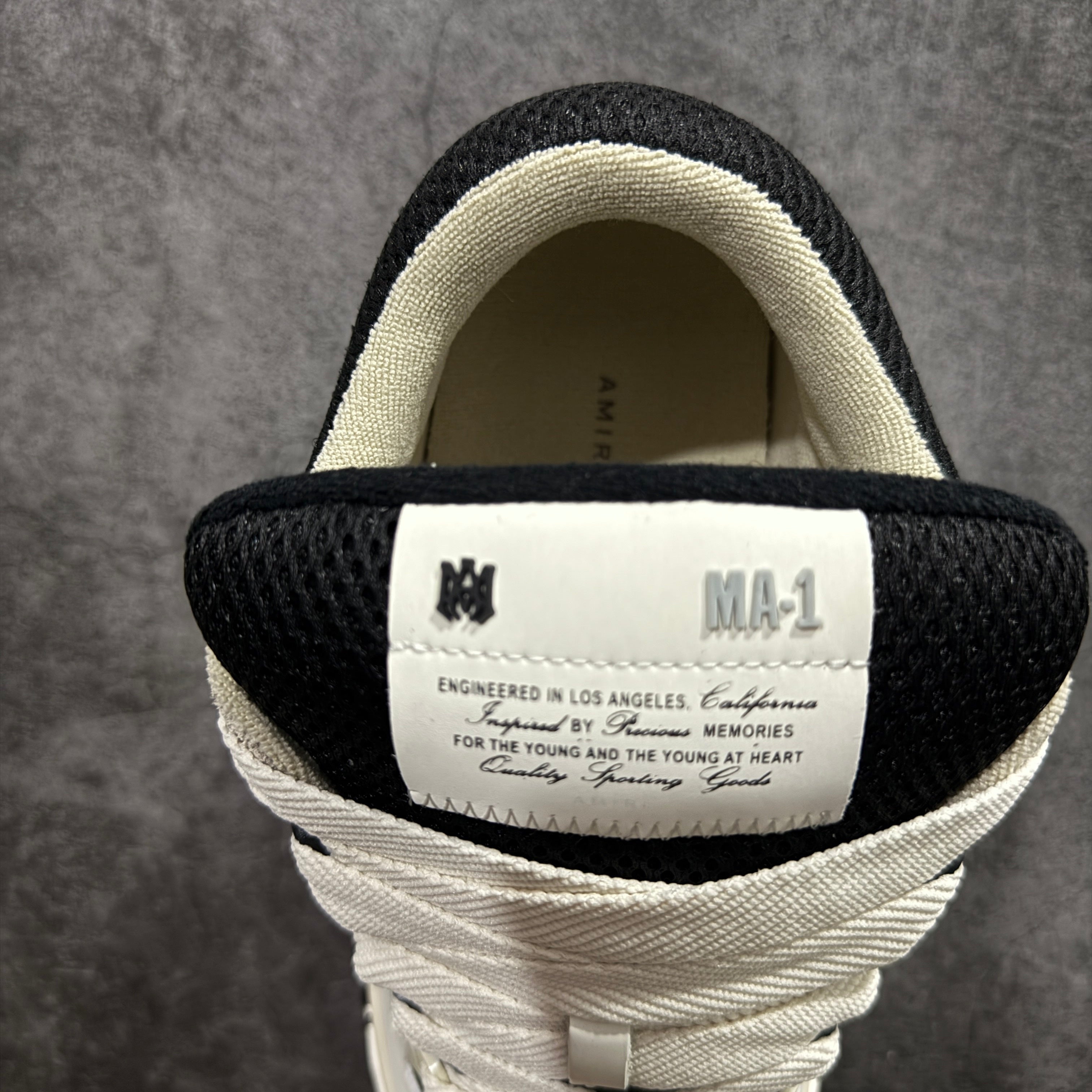 Amr MA-1 Low "Black/White"