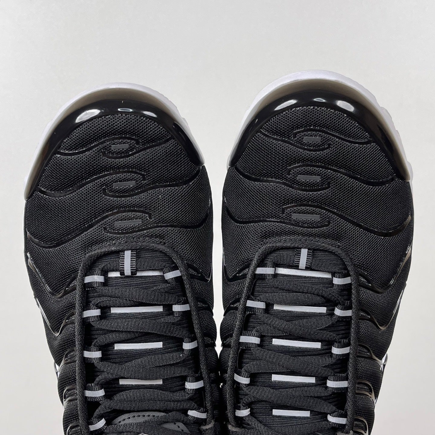 TN "Black/White Oreo"