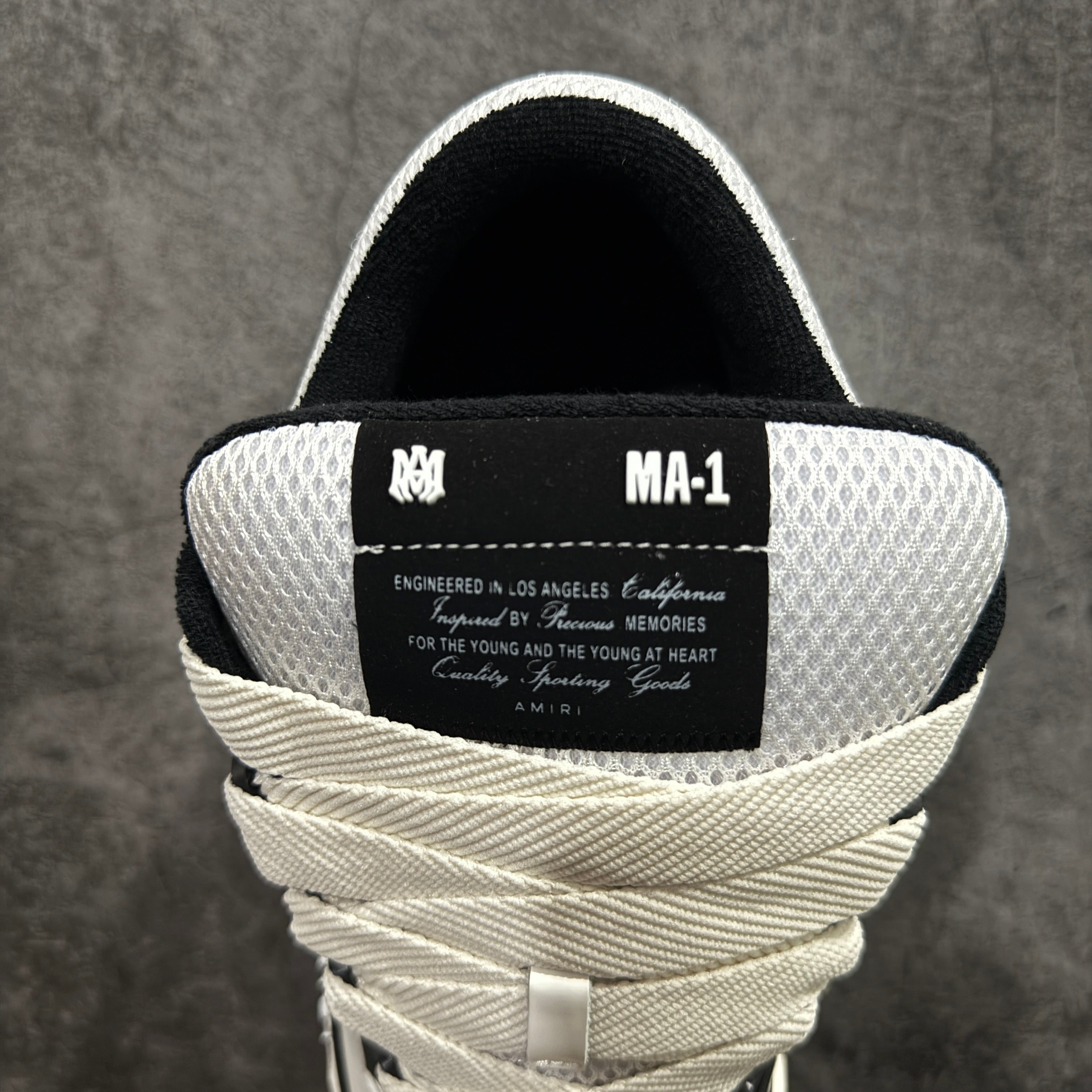Amr MA-1 Low "White/Black"